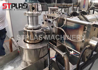 Endüstriyel PE PP Plastik Film / Hurda Geri Dönüşüm Makinası 100-1000kg / h Kapasite